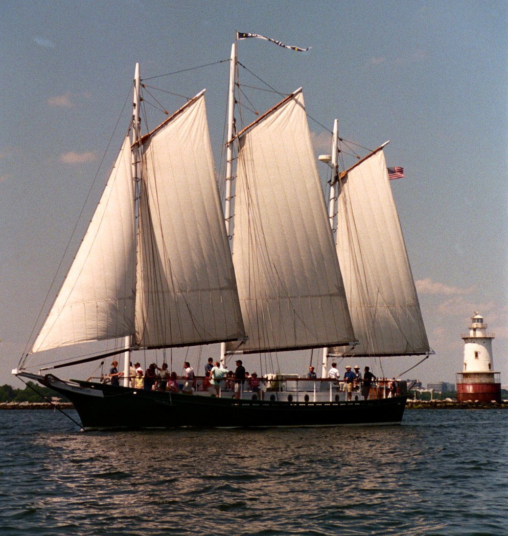 009_28a-new-schooner-shot-cropped